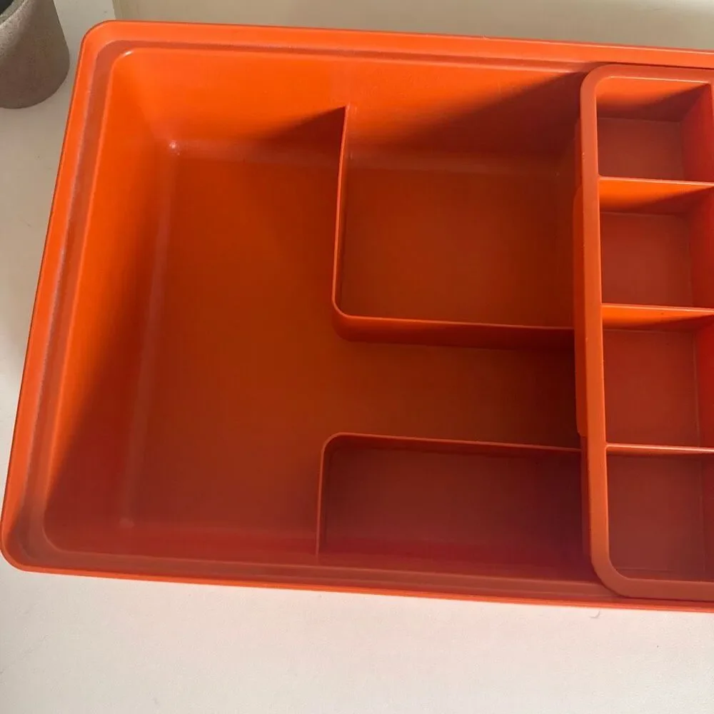 Vintage Tuppercraft 1970s/1980s Tupperware Stow-N-Go Hobby Box